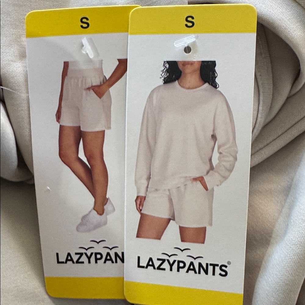 LazyPants Women's set Luxe Crewneck pull over  and shorts - Picture 4 of 9